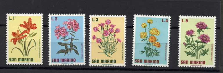 SAN MARINO çiçekler Mint **MNH