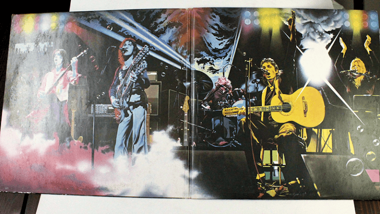 PAUL Mc CARTNEY WINGS over America *Triple Album Printed in Germany Plak 7 / Kapak 7 SATILDI - OUT OF STOCK - Görsel 3