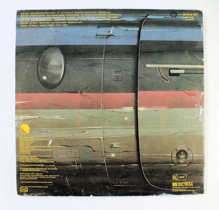 PAUL Mc CARTNEY WINGS over America *Triple Album Printed in Germany Plak 7 / Kapak 7 SATILDI - OUT OF STOCK - Görsel 2