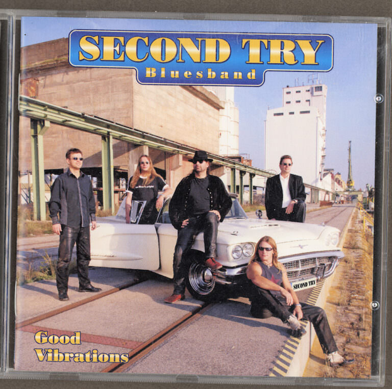 SECOND TRY BLUES BAND Good Vibrations