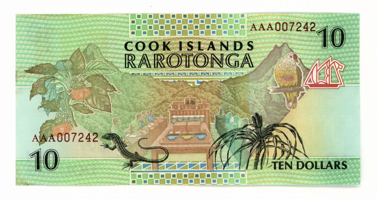 COOK ISLAND 10 Dollars 1992 Pick # 8 UNC
