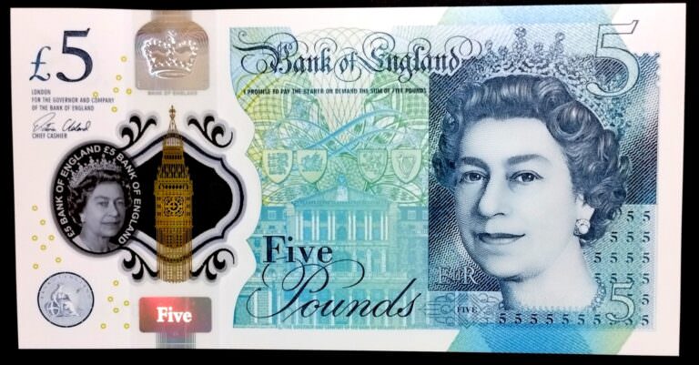 Great Britain Ingiltere 5 Pounds Kraliçe Queen W. Churchill Polymer Banknot *çil
