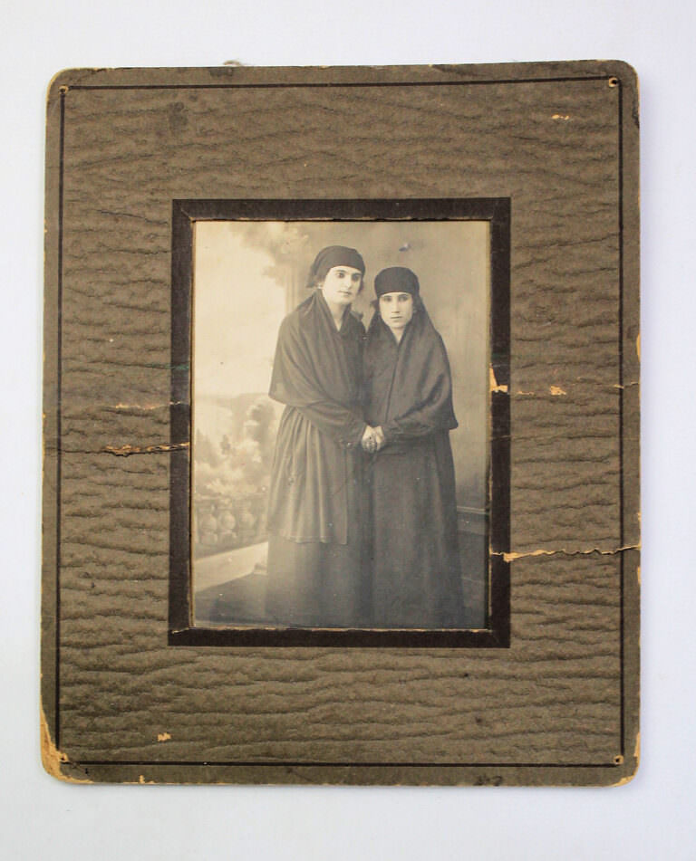 OSMANLI DÖNEMI FOTOGRAF çerçevesi ile 17x14 cm.
