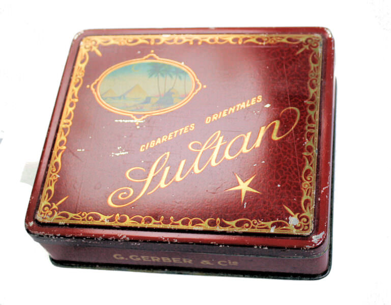 SULTAN Tabak ORIENT aus Metal Tin - 15x13x4 cm.