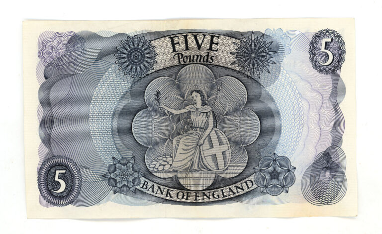 Great Britain 5 Pounds w/ Queen VF (ççt) - Görsel 2