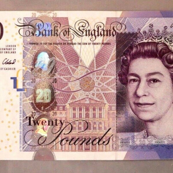 Great Britain 20 Pounds ND (2007-2012) Pick#392b w/ Queen UNC