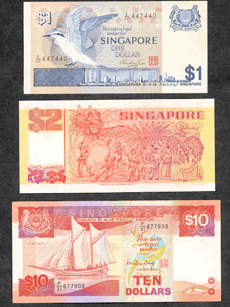 Singapore 3 Banknotes LOT - UNC