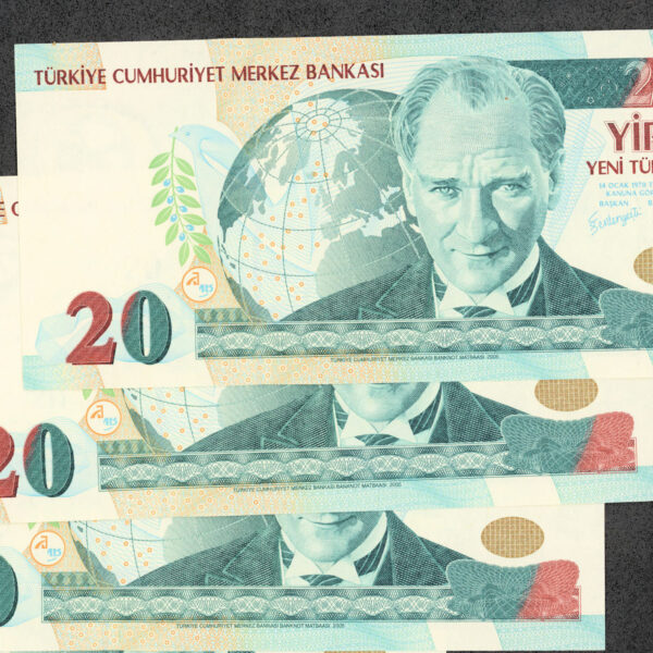 8. Emis. 1. Tertip 20 YTL 2005-2010 çil banknot 3 adet seri takipli koleksiyon