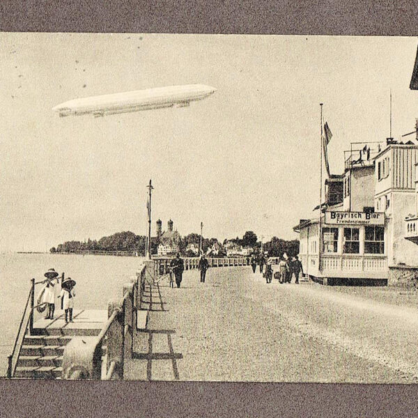 ZEPPELIN Friedrichshafen 1927 Postcard 14x9 cm.
