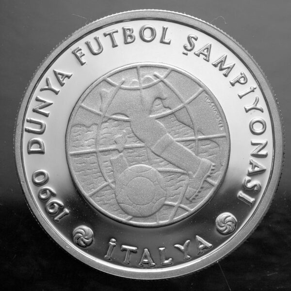 Dünya futbol Italya 1990 hatıra parası gümüş sertifikasız