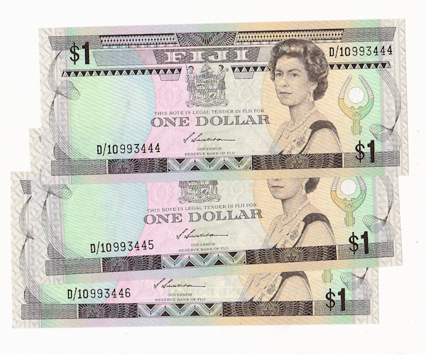 Fiji 3 adet 1 Dollar ND 1987 Pick#78 - UNC çil seri takipli banknotlar