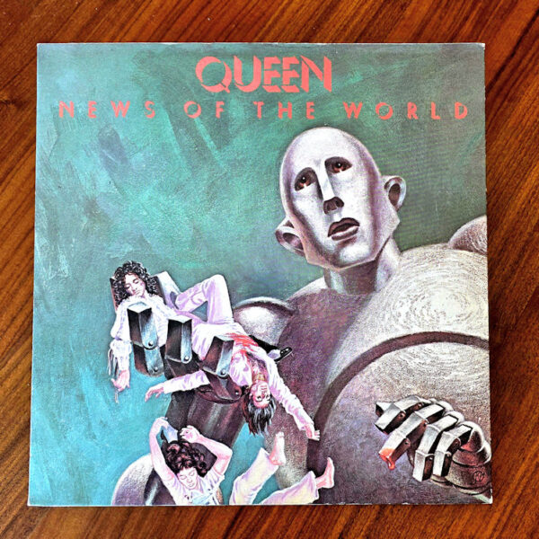QUEEN New of the world 1977 *Printed in Germany LP 9 / Kapak 8,5 (Gatefold)