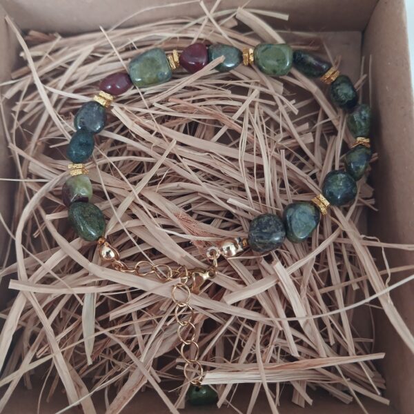 Amorf kesim bileklik(Kan Taşı)