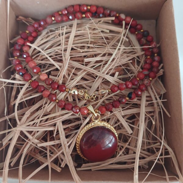 Kırmızı Jasper kolye (4 mm )