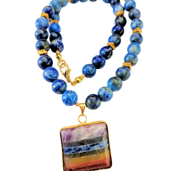 Lapis lazuli ve hematit kolye (8 mm ) Odaklanma taşıdır.