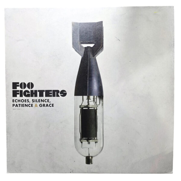 FOO FIGHTERS Echoes, silence, patience & grace Made in E.U. *8,5/8,5