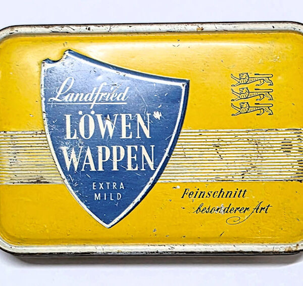 Löwen Wappen  metal kutu